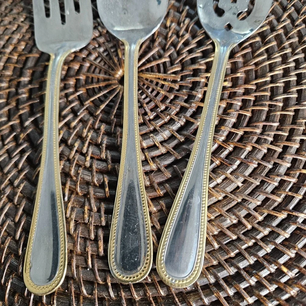 International ROYAL BEAD GOLD Stainless Silverware  Flatware 3 Piece Serving set